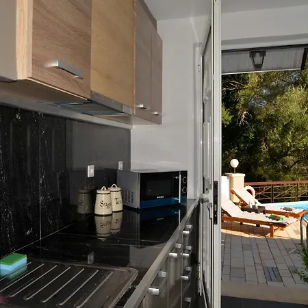 Doliva With Private Pool Агиос-Гордиос